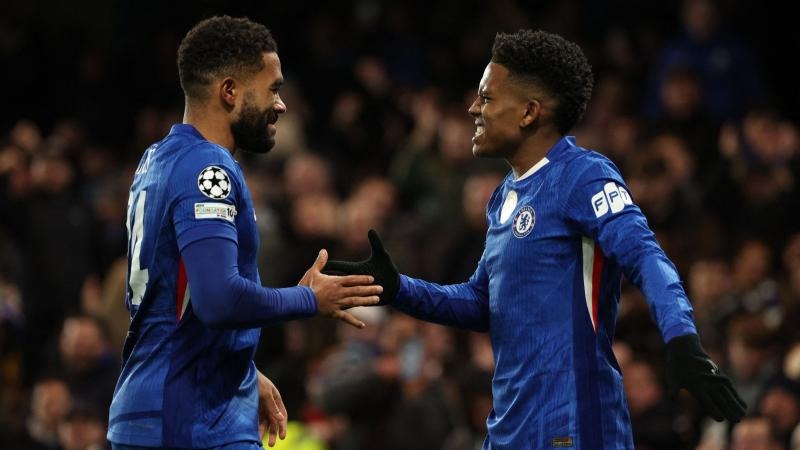 热议申花输球：尽力了但没运气，最大问题是锋线终结能力（申花失利引热议：拼尽全力却乏好运，锋线把握机会成短板）